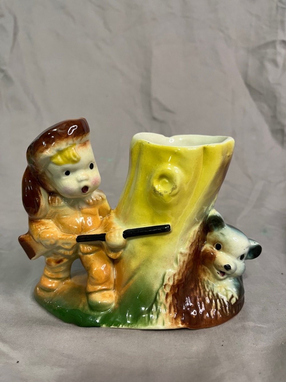 Vintage 1950's McCoy Davy Crockett in Coonskin Cap and Bear Planter